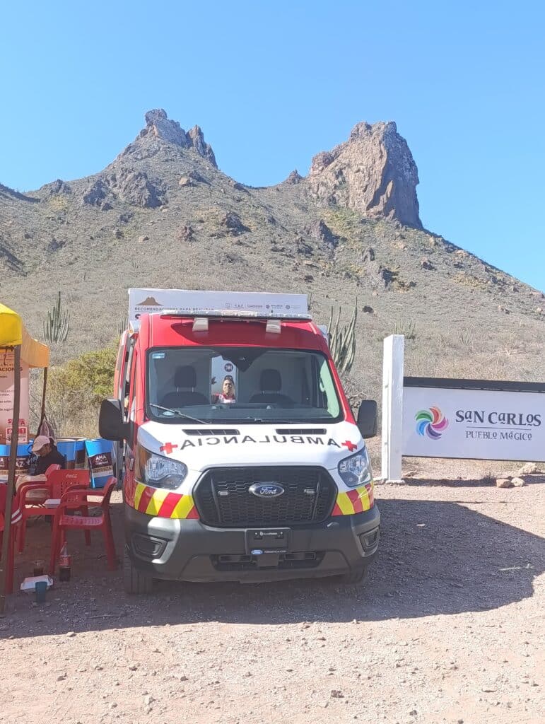 Acuden 300 personas al cerro Tetakawi durante jueves y viernes 1 88