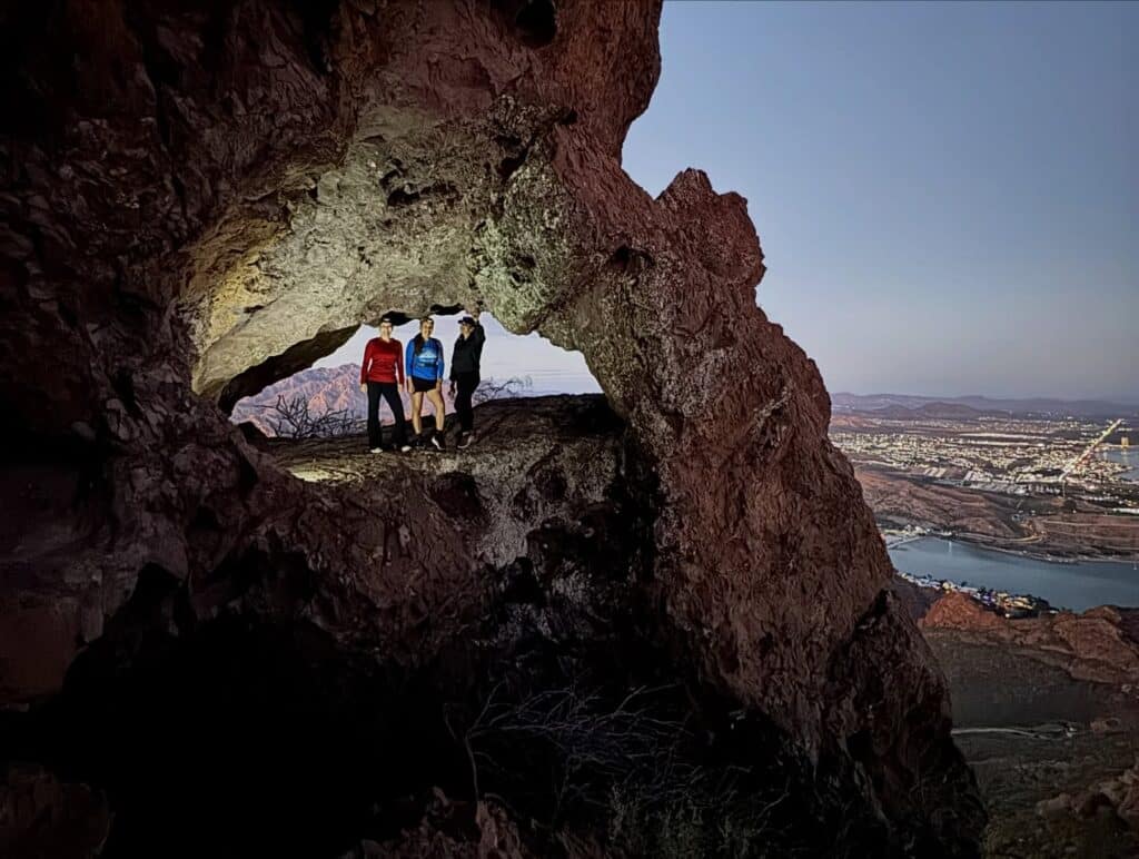 Acuden 300 personas al cerro Tetakawi durante jueves y viernes 4 92