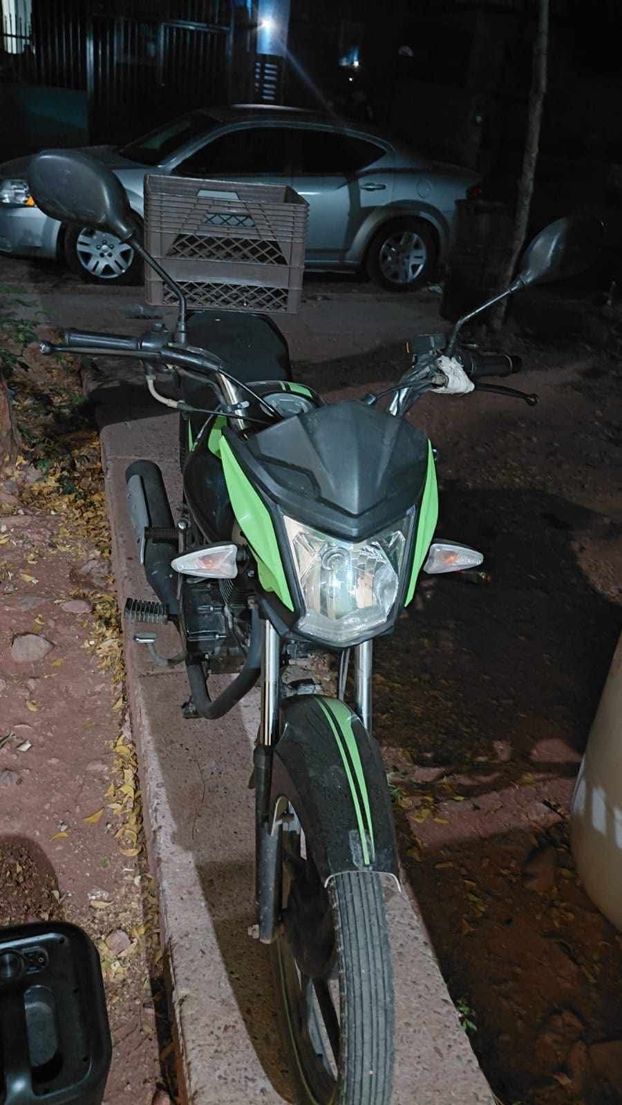 Se roban motocicleta