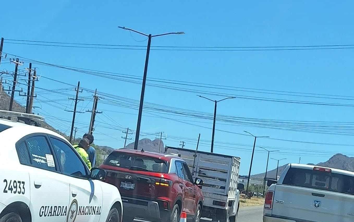 Choque por alcance en carretera internacional