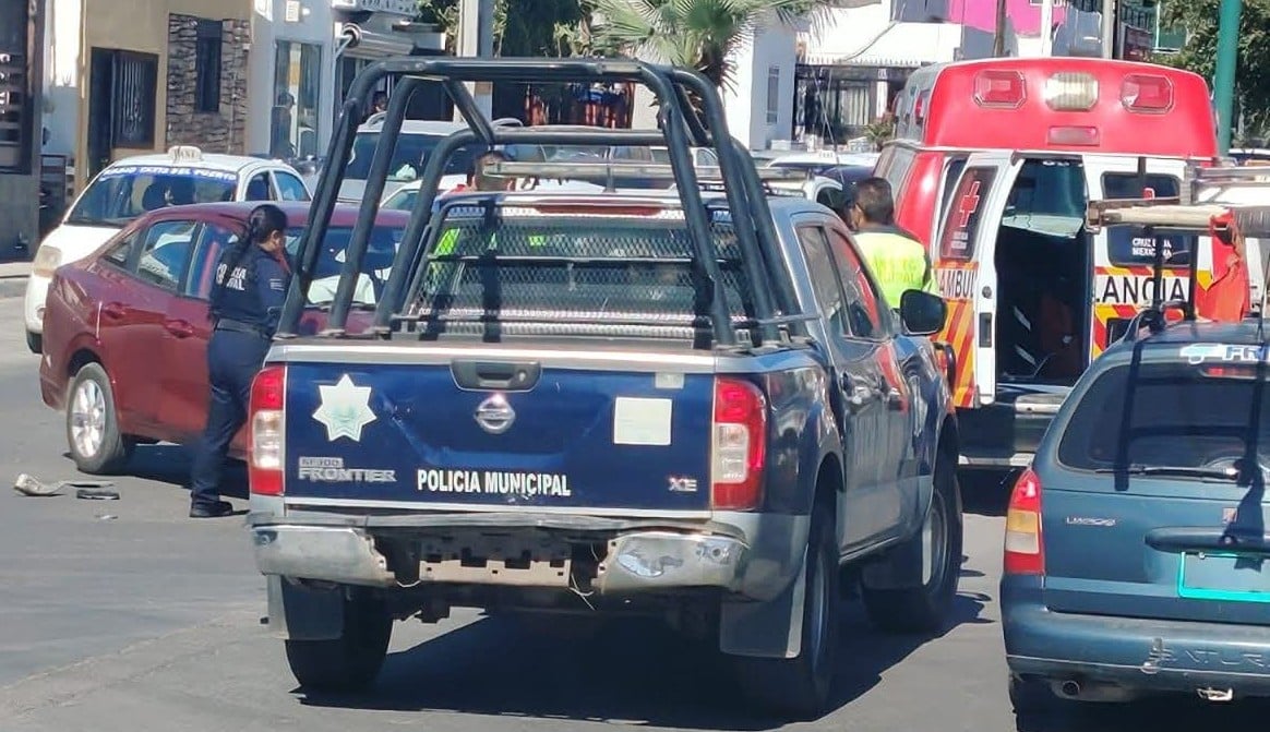 Se accidentan en Guaymas Norte