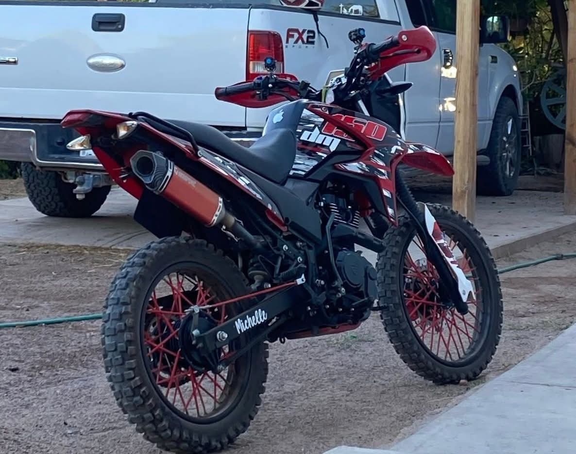Se roban motocicleta