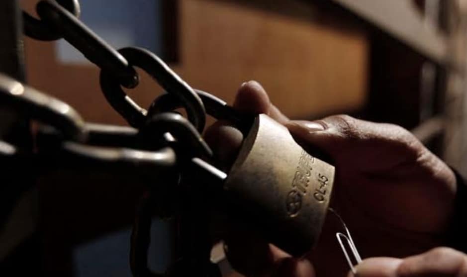 Roban vivienda en Lomas de Miramar