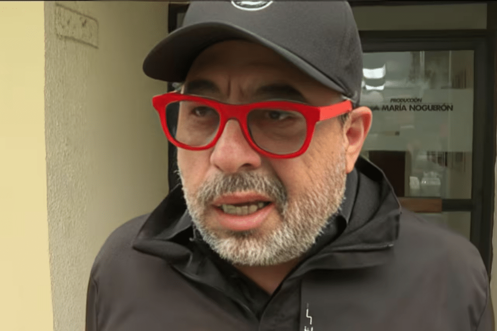 Juan Carlos Nava padece parálisis facial por estrés 1 Juan