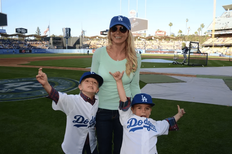 Britney Spears reaparece junto a sus hijos Sean y Jayden 1 Britney