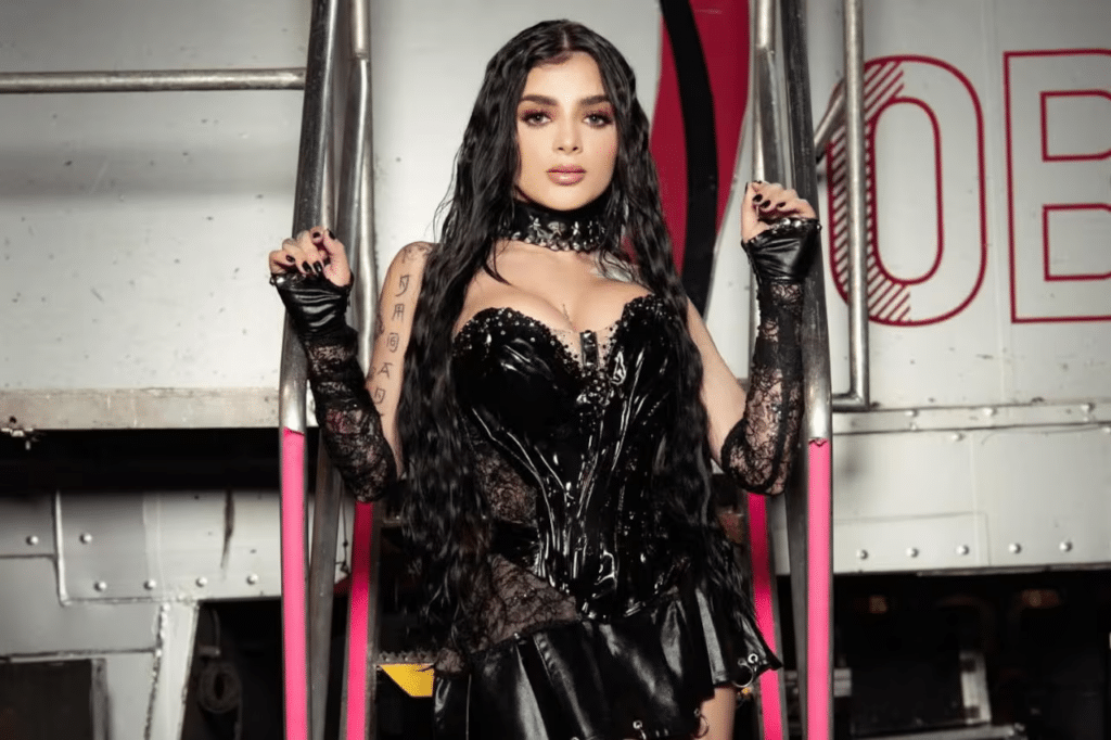 Karely Ruiz busca nuevo asistente personal en Monterrey 1 Karely Ruiz