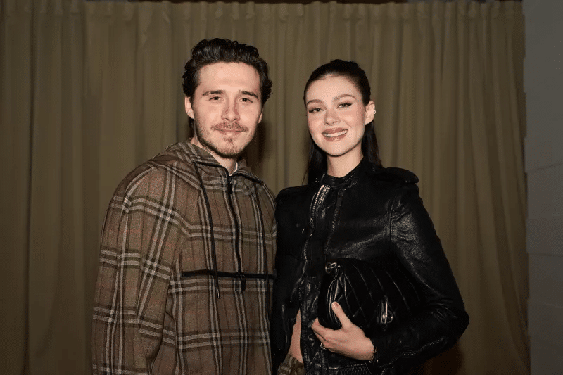 Brooklyn Beckham celebra aniversario lejos de sus padres 1 Brooklyn
