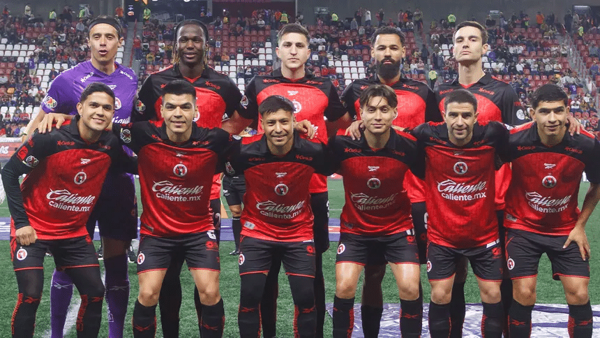 Tijuana se impone en su visita a la frontera 1 image 506