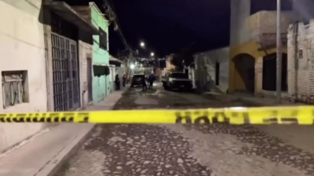 Asesinan a adolescente en Querétaro; familiares incendian casa del presunto responsable 1 image 786