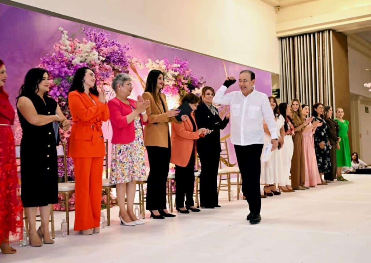 Gobernador Durazo reconoce a madres trabajadoras al servicio del Gobierno de Sonora