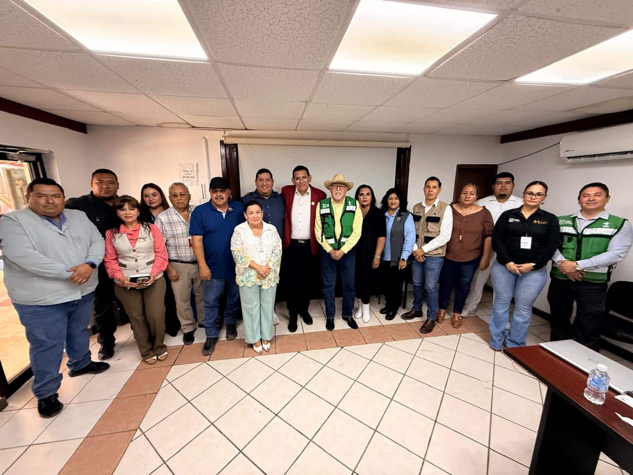 Encabeza Luis Fuentes Aguilar Reunión Intersectorial Municipal de Salud en Empalme