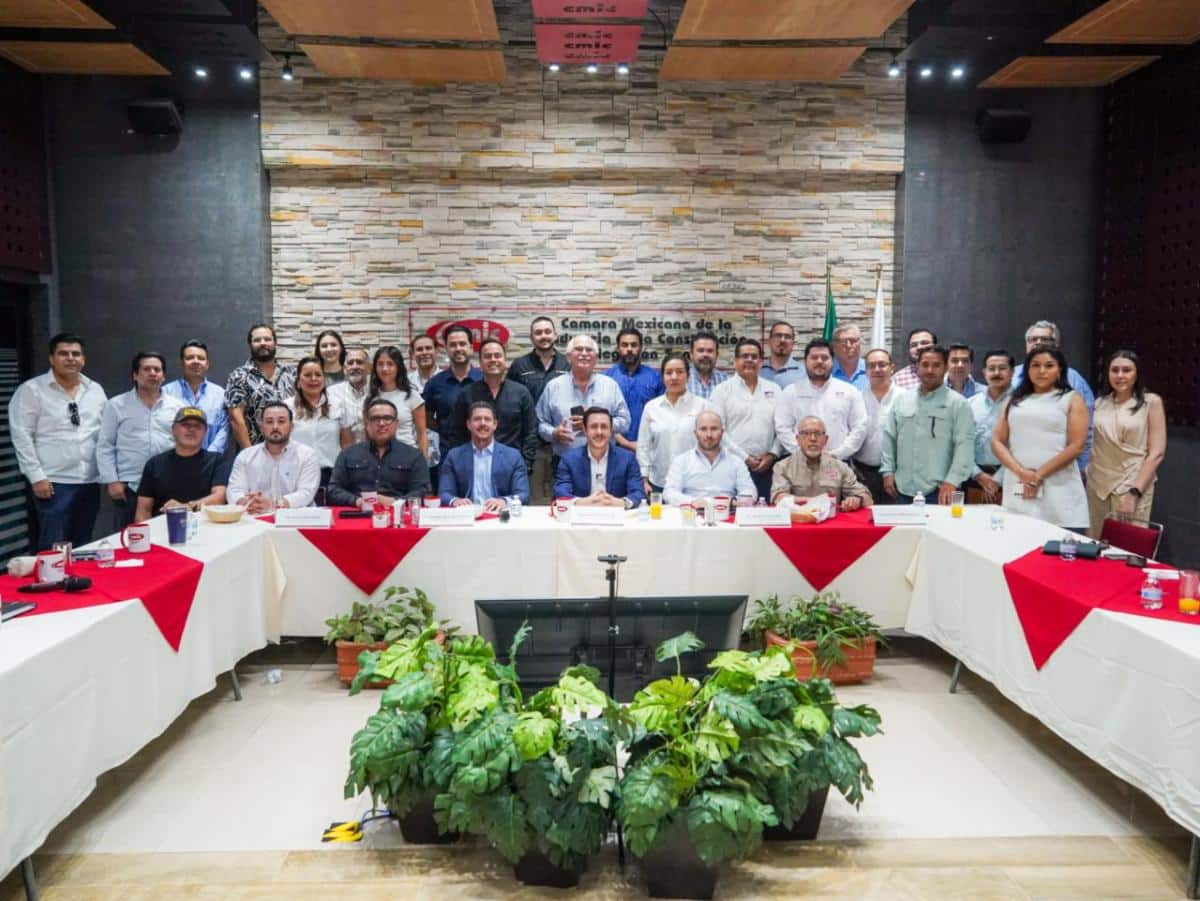 Gobierno de Sonora fortalece coordinación con CMIC para impulsar proyectos de desarrollo y vivienda