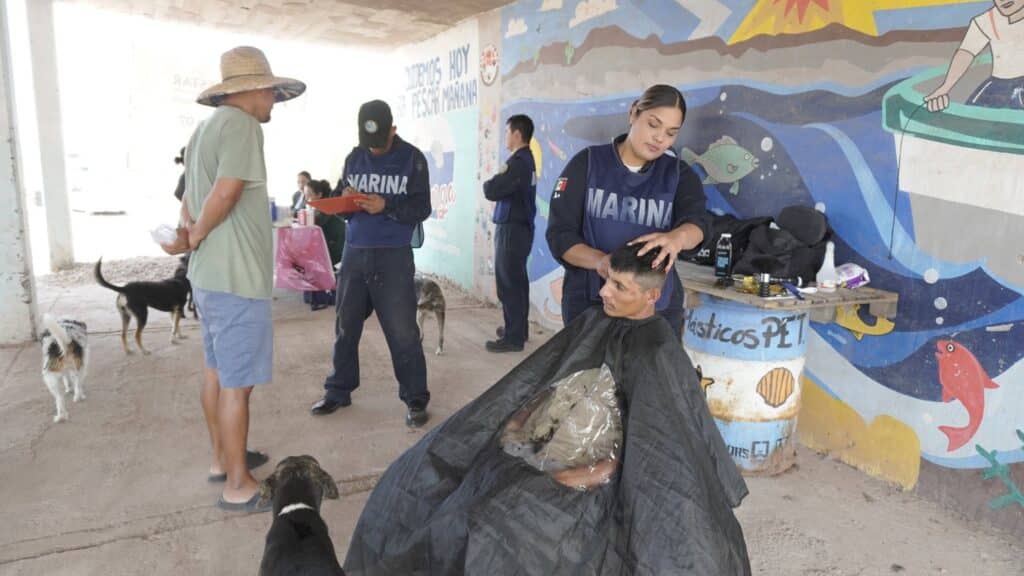 Acercan servicios de salud a comunidades 2 126