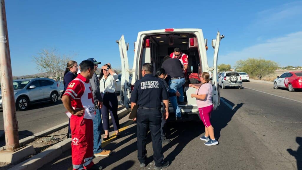 Se registra carambola de vehículos en el puente Douglas 5 174