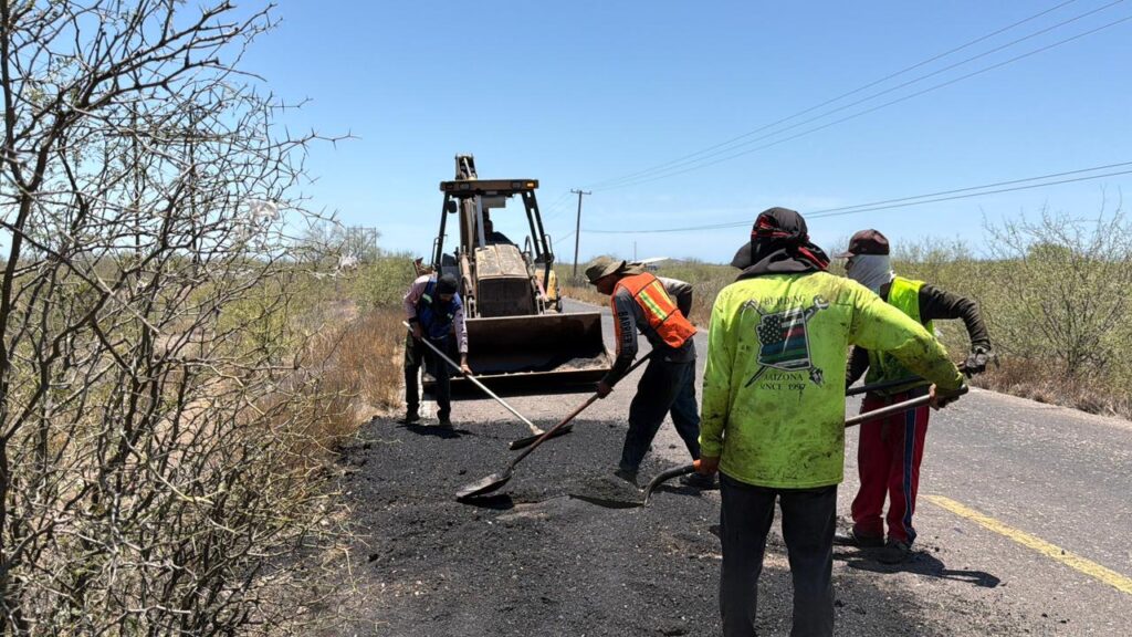Rehabilitan carretera estatal 85 2 214