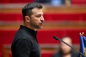 Zelensky acusa a Rusia de violar su propia tregua por el Día de la Victoria