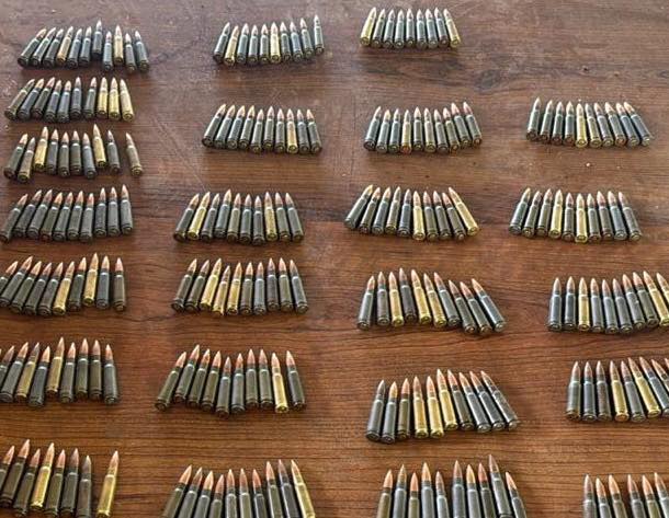 Localizan Vehículo Robado Y Cargado Con Armamento Y Cartuchos 1 450