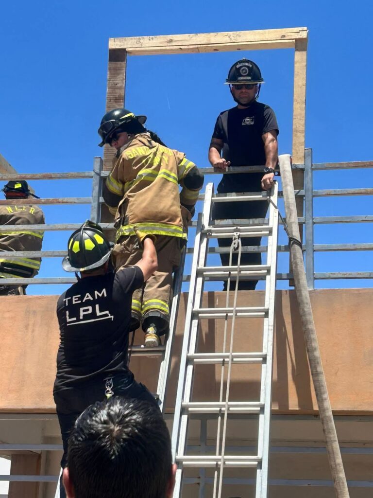Intensifican Bomberos de Guaymas capacitación 9 47