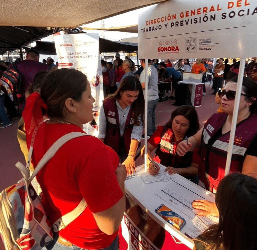 Gobierno de Sonora brinda orientación laboral en feria de servicios “Sonora Atiende” 1 image