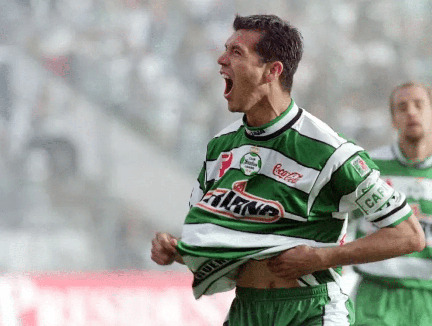 Debaten sobre el mejor delantero mexicano y el Grupo B 1 image