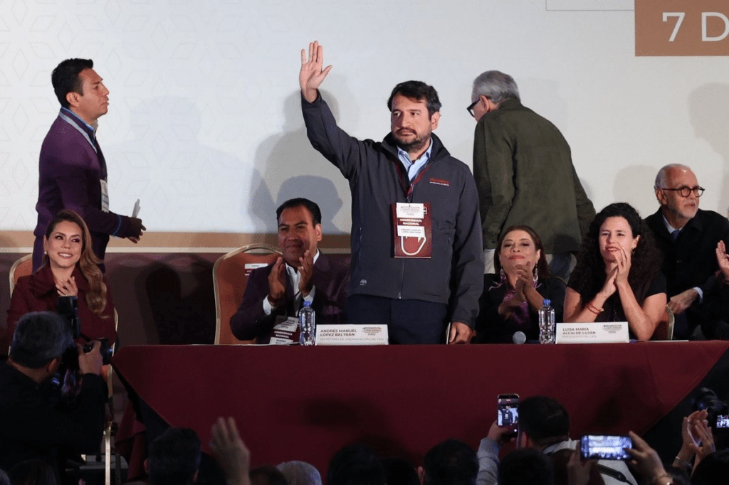 Andrés Manuel López Beltrán busca diputación en Tabasco 1 Andrés