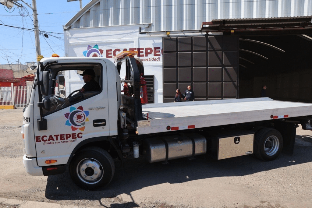 Ecatepec ofrece grúas y depósito vehicular sin costo 1 Ecatepec