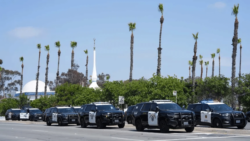 Ataque armado en mezquita de San Diego deja cinco fallecidos 1 image