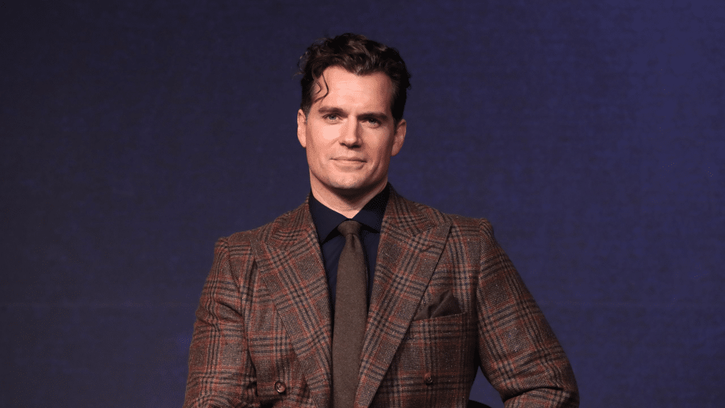 Henry Cavill recibe un emotivo regalo en plena filmación 1 Henry Cavill
