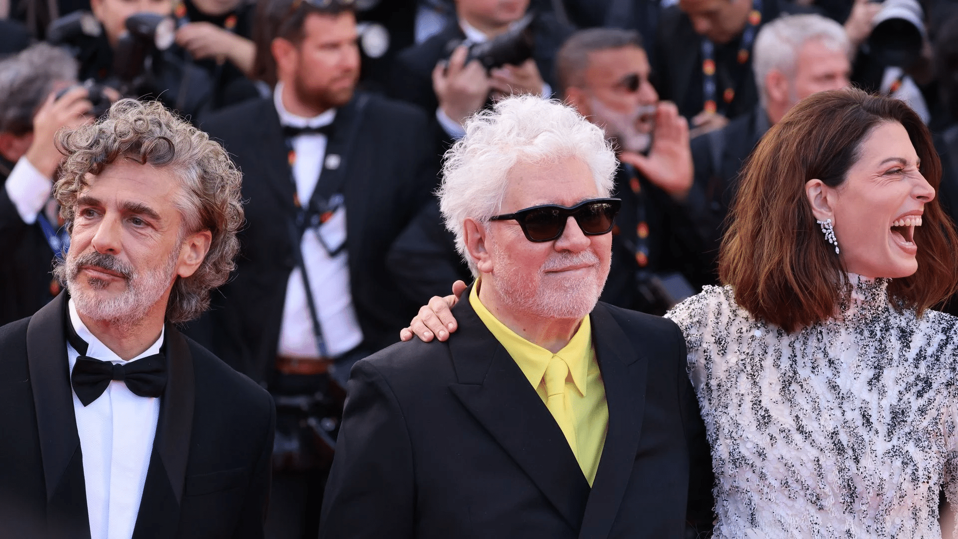 Pedro Almodóvar vive un tenso momento en plena función
