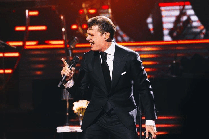 El Zorro pudo ser interpretado por Luis Miguel 1 El Zorro