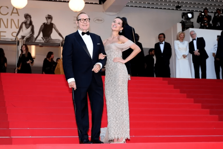 Kevin Spacey reaparece en la alfombra de Cannes 1 Kevin Spacey