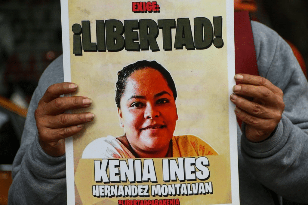 Kenia Hernández recibe apoyo masivo de activistas 1 Kenia