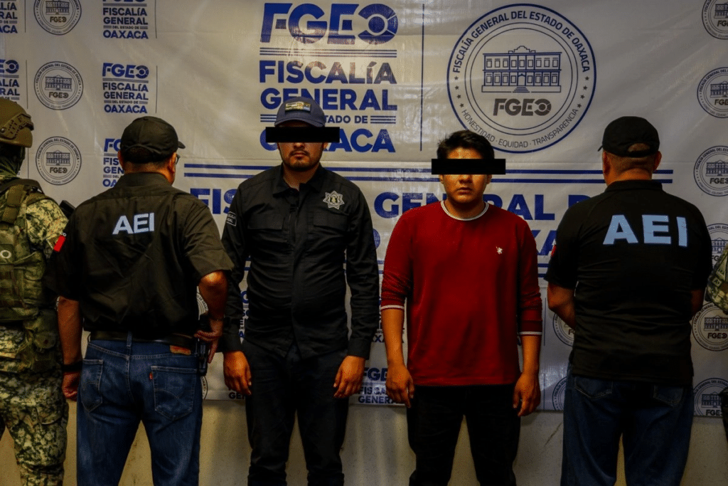 Oaxaca captura a mando policial que ofertaba pistolas en redes 1 Oaxaca