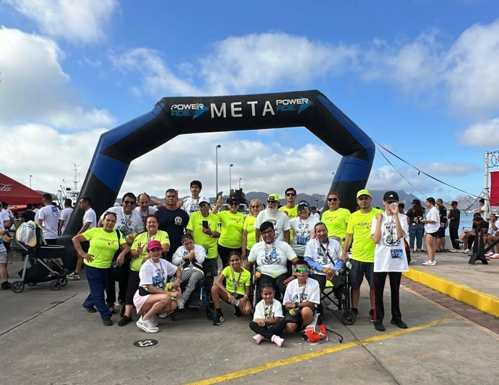 Realiza Semar carrera pedestre 8 165