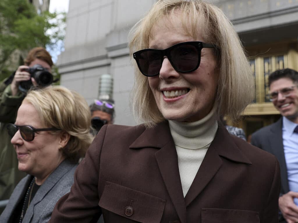 Suprema Corte de EE.UU. rechaza petición de Trump para anular fallo en caso de abuso sexual contra E. Jean Carroll 1 22