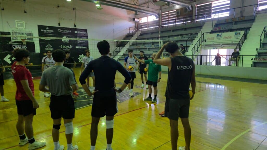 Se prepara en Guaymas selección nacional de Voleibol 2 246