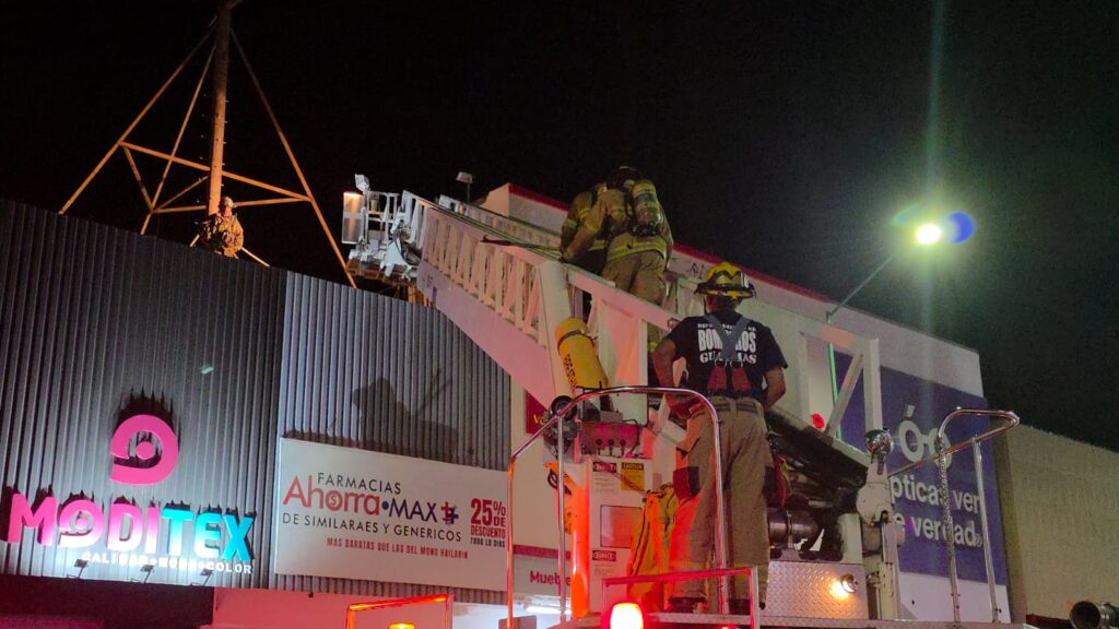 Evitan Bomberos emergencia mayor 11 337