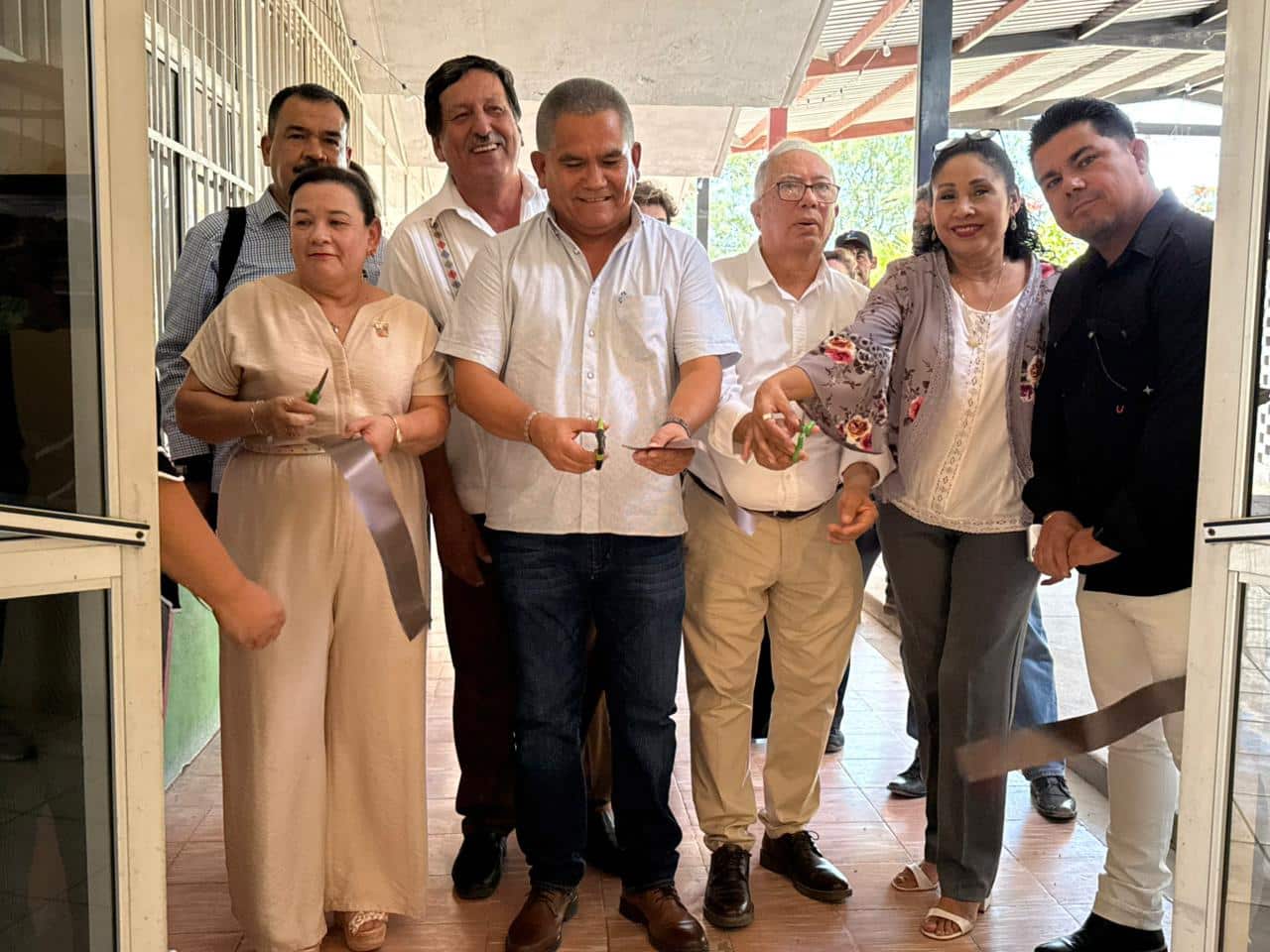 Inauguran exposición fotográfica en Empalme