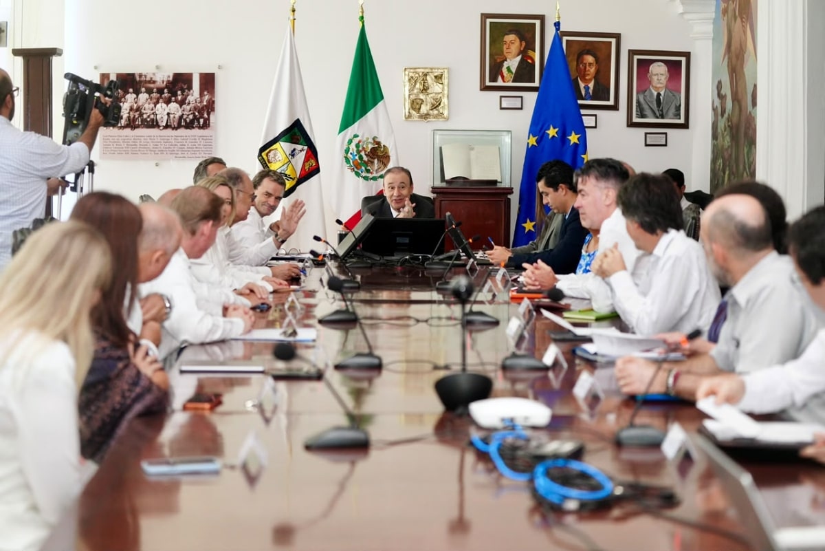 Gobernador Durazo refuerza alianza estratégica con Unión Europea; embajadores visitan Puerto de Guaymas