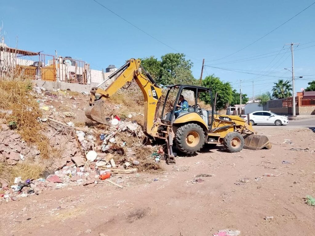 Retira Ayuntamiento de Guaymas más de 327 toneladas de basura y escombro en arroyos 7 687