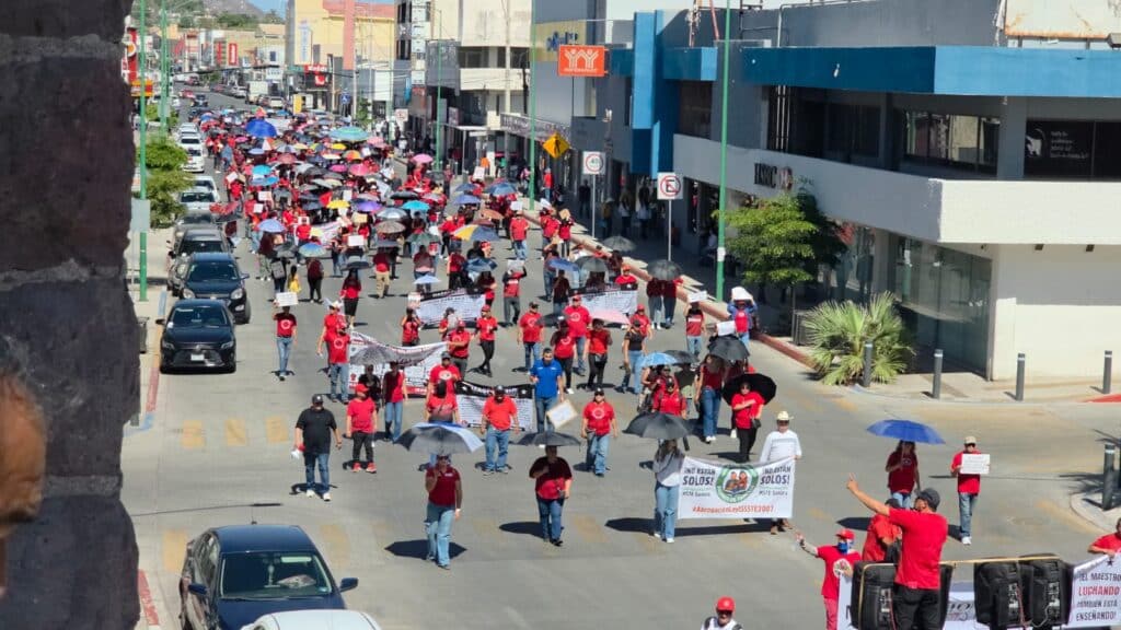 Se mantiene paro laboral educativo en Guaymas y Empalme 4 69