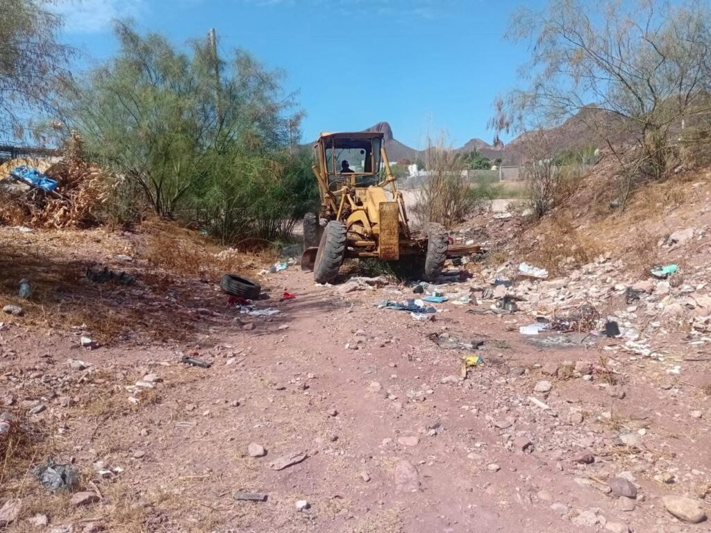 Retira Ayuntamiento de Guaymas más de 327 toneladas de basura y escombro en arroyos 3 691