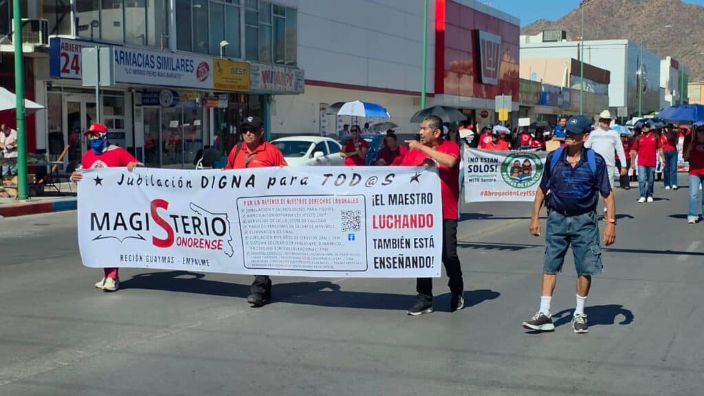 Se mantiene paro laboral educativo en Guaymas y Empalme 10 75