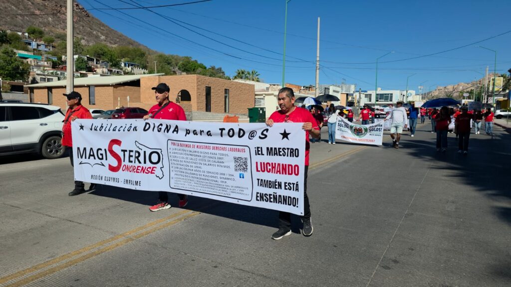 Se mantiene paro laboral educativo en Guaymas y Empalme 14 79