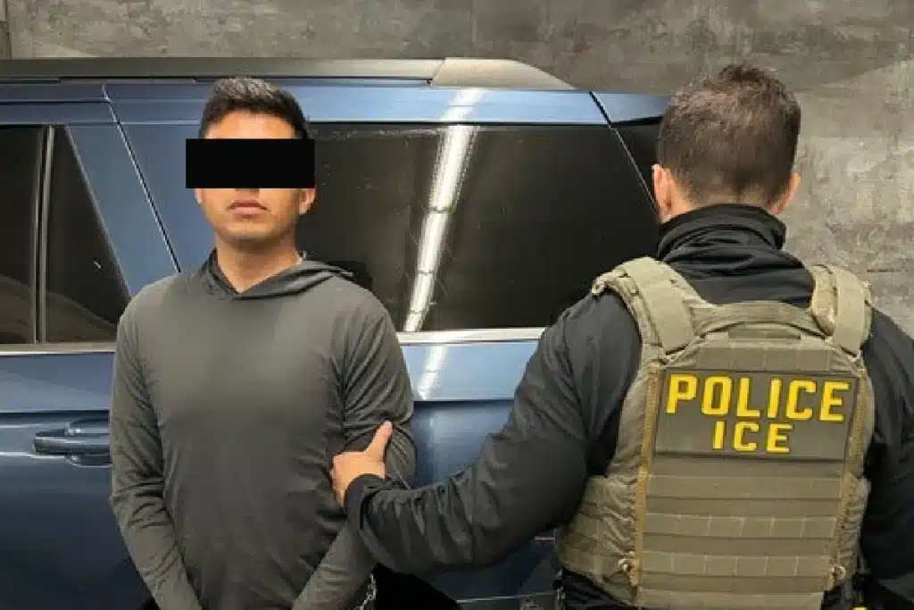 FGR analiza acciones para repatriar a exmilitar ligado al caso Ayotzinapa detenido en EE.UU. 1 83