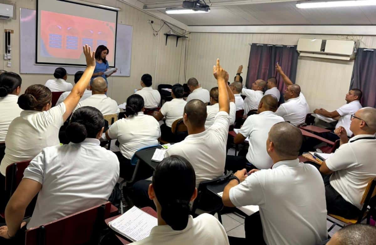Fortalecen formación de cadetes con capacitación en Protección y Bienestar Animal