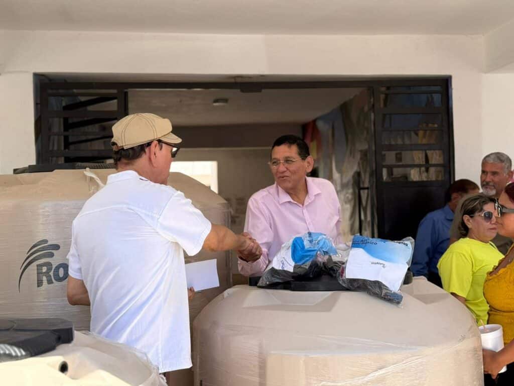 Ayuntamiento de Empalme entrega tinacos subsidiados a través del programa Mariana Trinitaria 5 WhatsApp Image 2026-06-09 at 7.12.55 PM