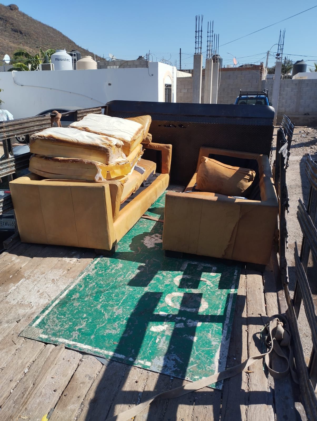 Realizan jornada de limpieza y advierten sanciones por tiraderos clandestinos