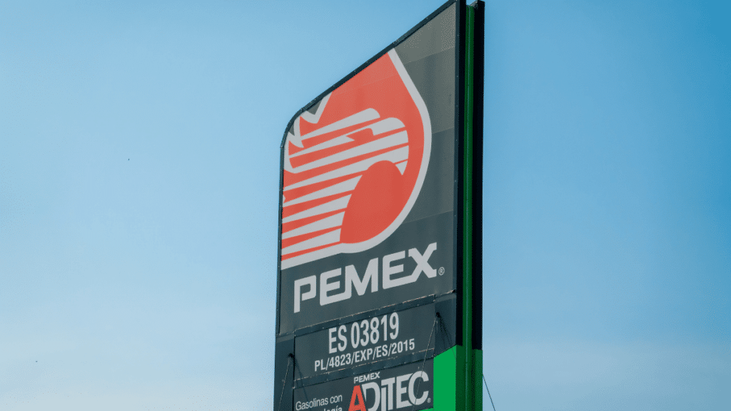 Sener y Pemex niegan desabasto de combustibles; garantizan suministro en el país 1 image
