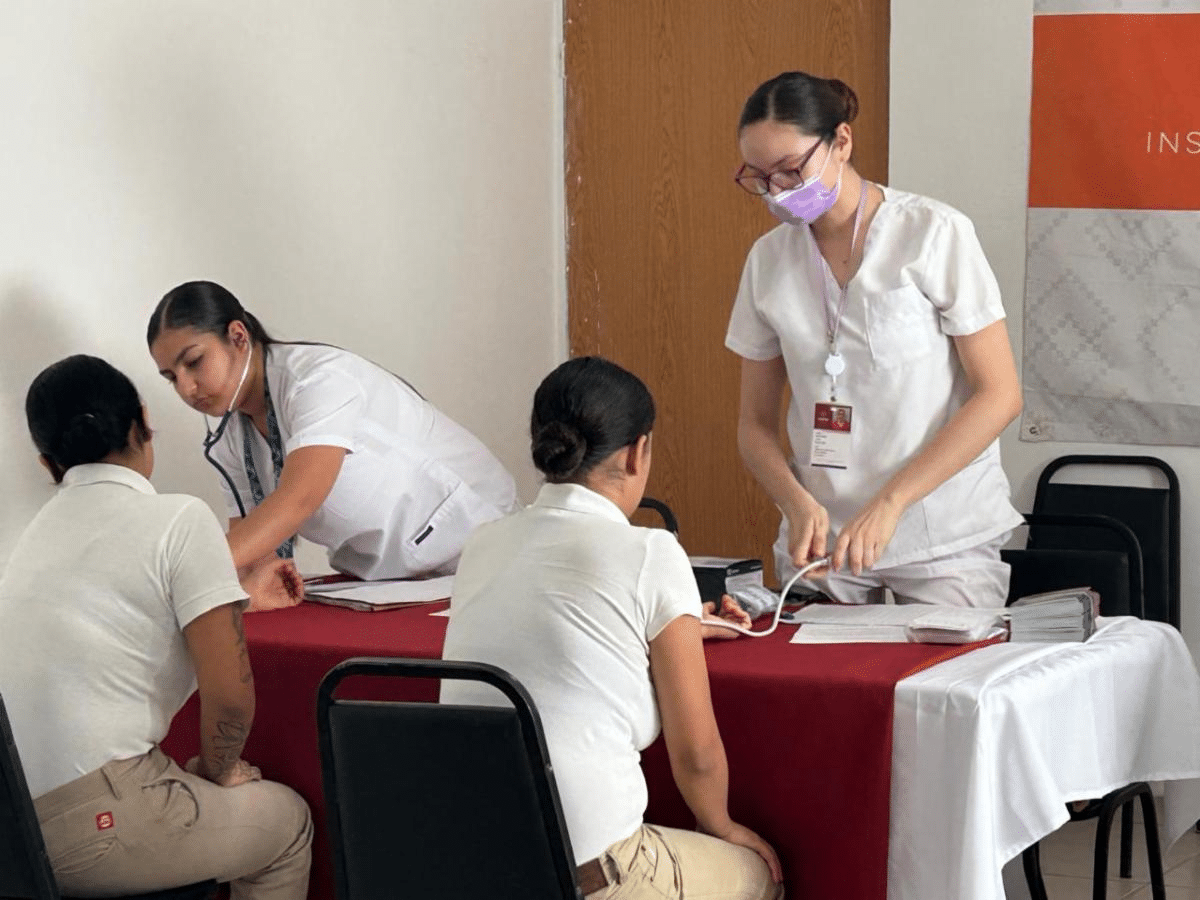 Provee Secretaría de Seguridad atención a la salud de población que recibe tratamiento para su reinserción social